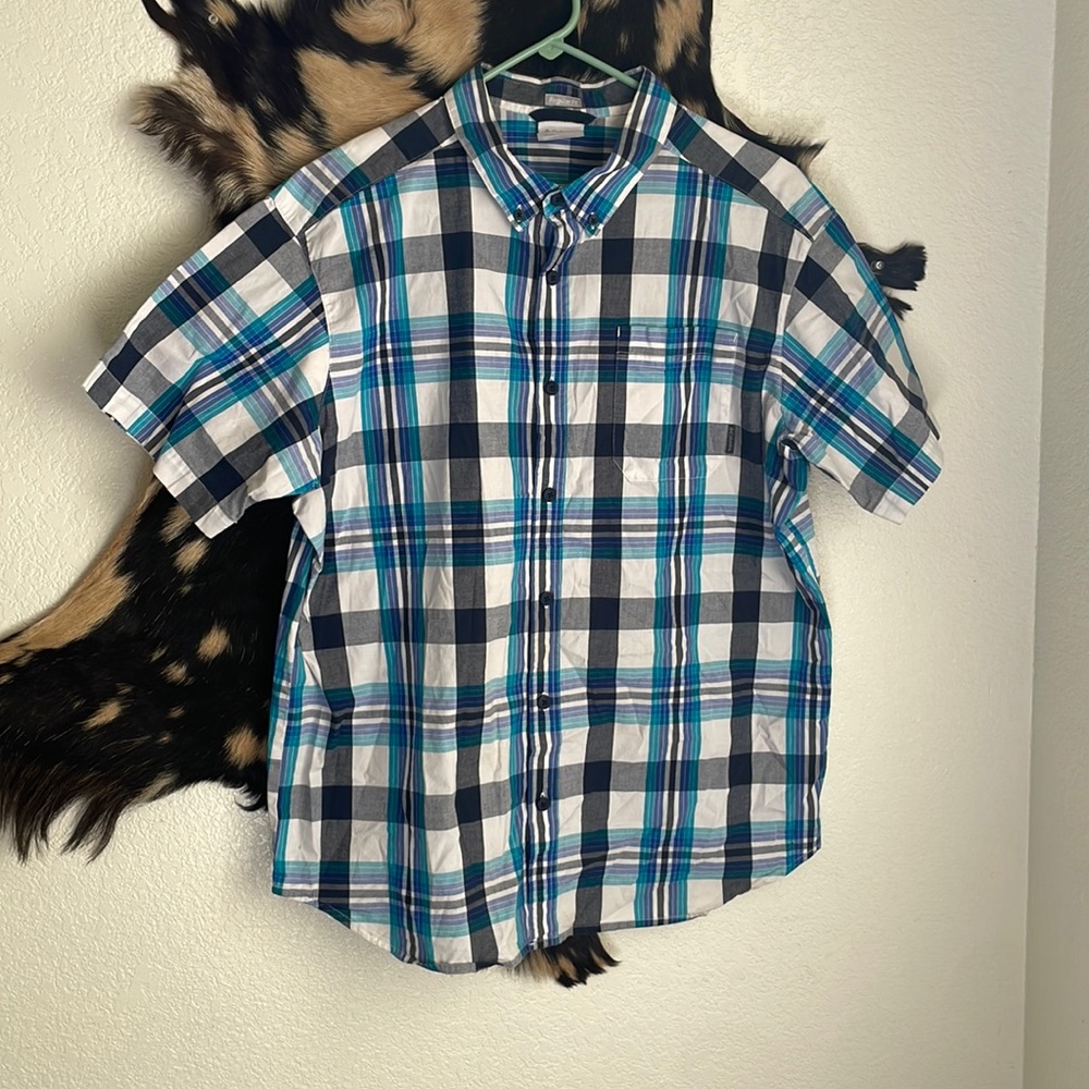 Columbia men button down shirt short sleeve